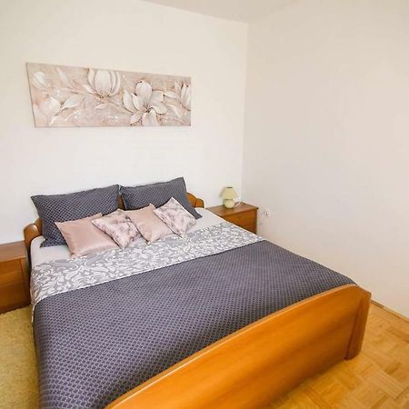 Kuca Za Odmor Luca Apartment โพเซดารเย ภายนอก รูปภาพ