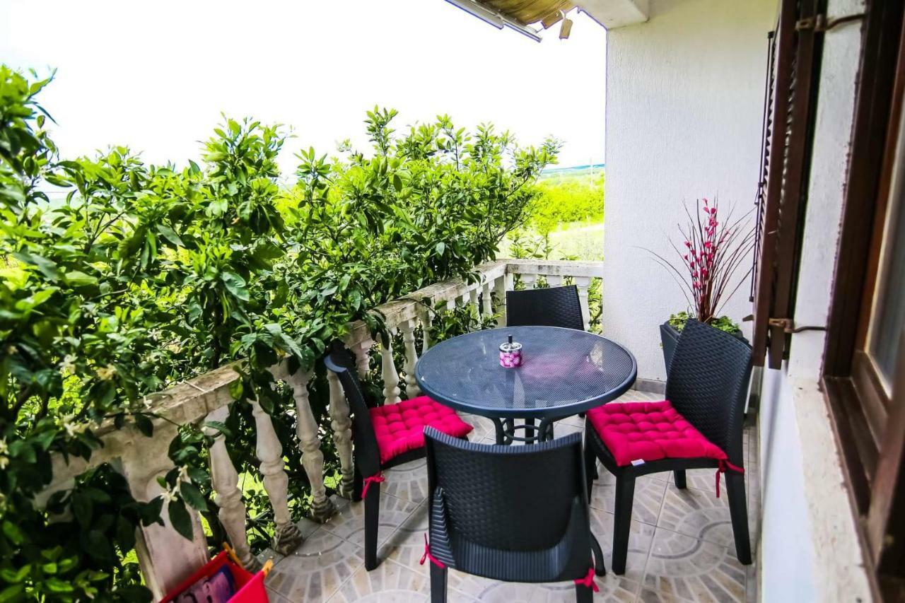 Kuca Za Odmor Luca Apartment โพเซดารเย ภายนอก รูปภาพ