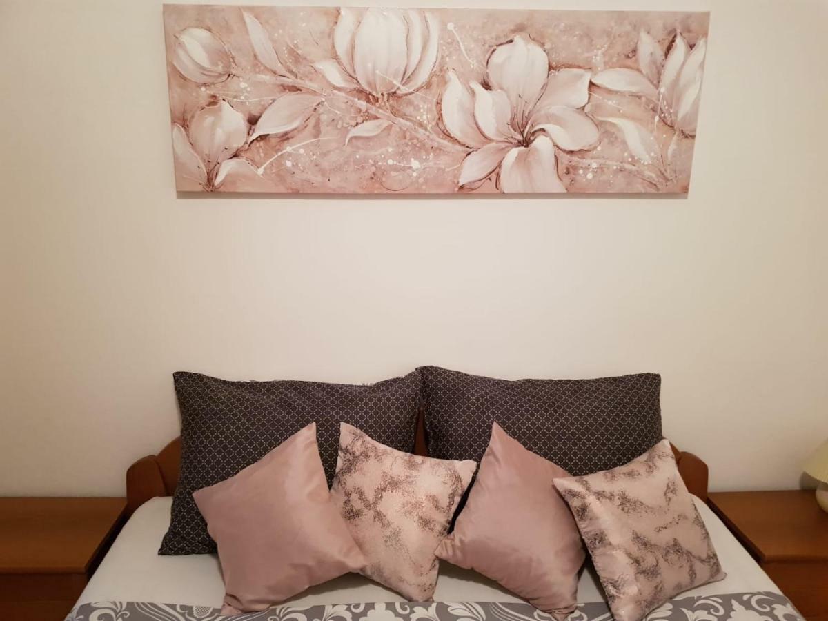Kuca Za Odmor Luca Apartment โพเซดารเย ภายนอก รูปภาพ