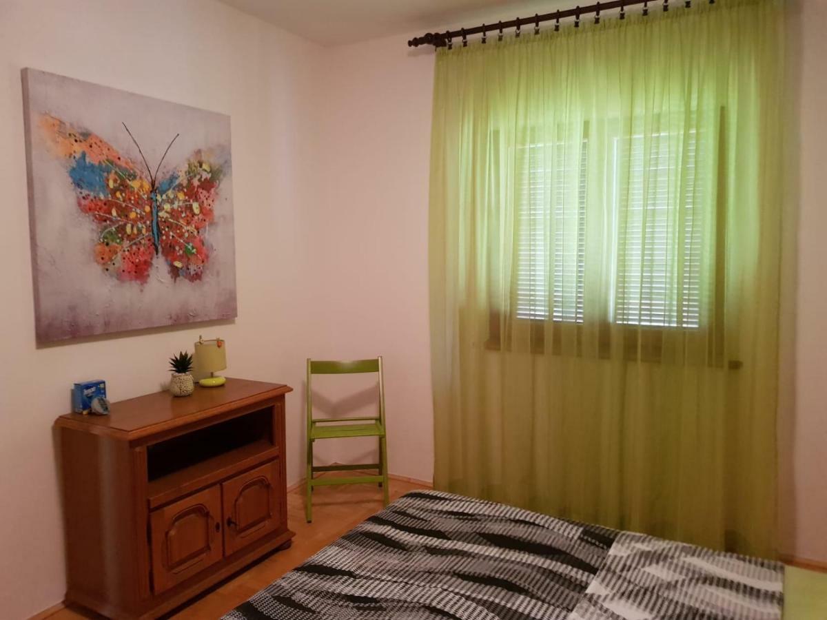 Kuca Za Odmor Luca Apartment โพเซดารเย ภายนอก รูปภาพ